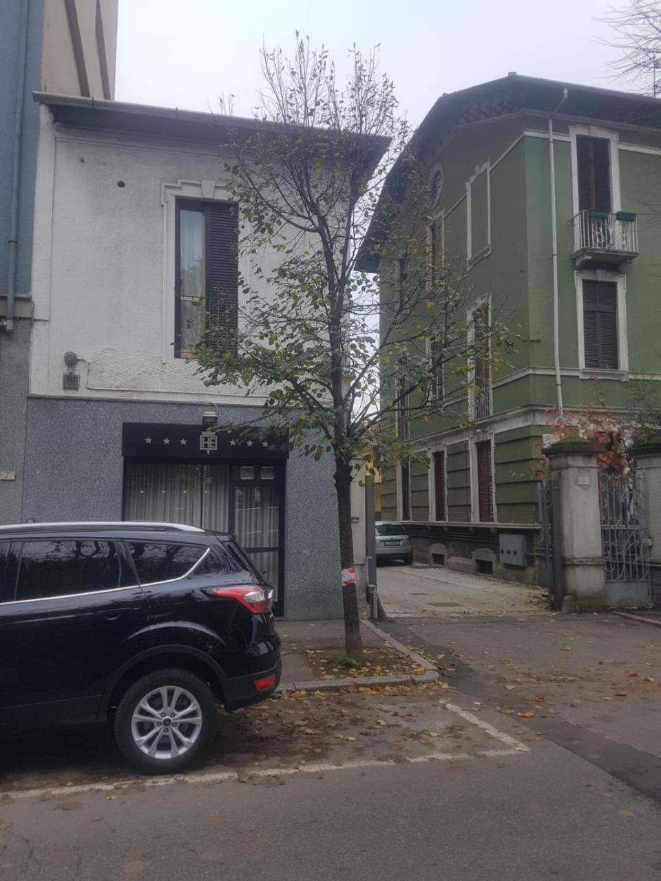 Bed Rho Stazione Bed & Breakfast Exterior foto