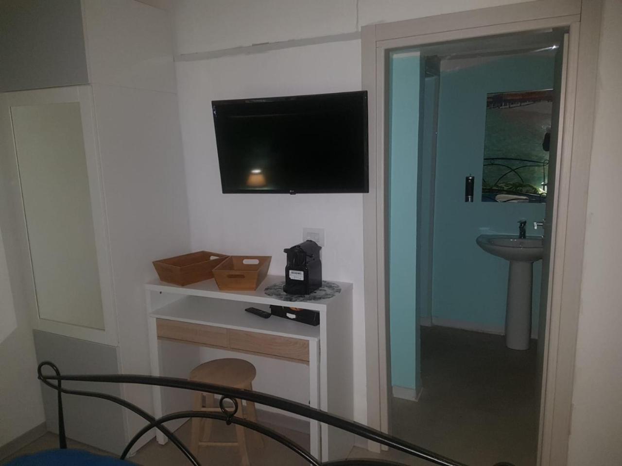 Bed Rho Stazione Bed & Breakfast Exterior foto