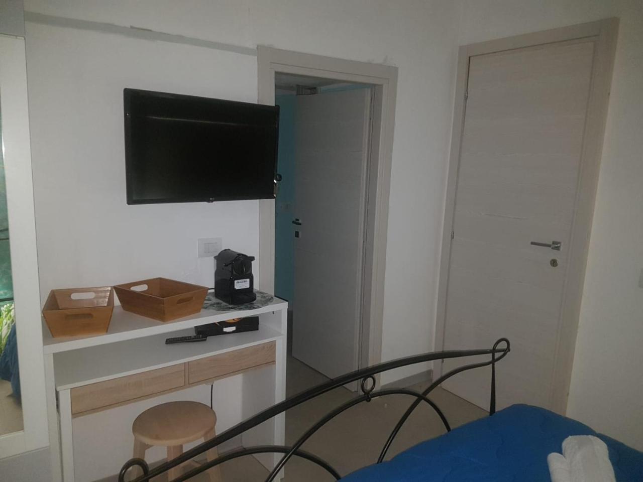 Bed Rho Stazione Bed & Breakfast Exterior foto